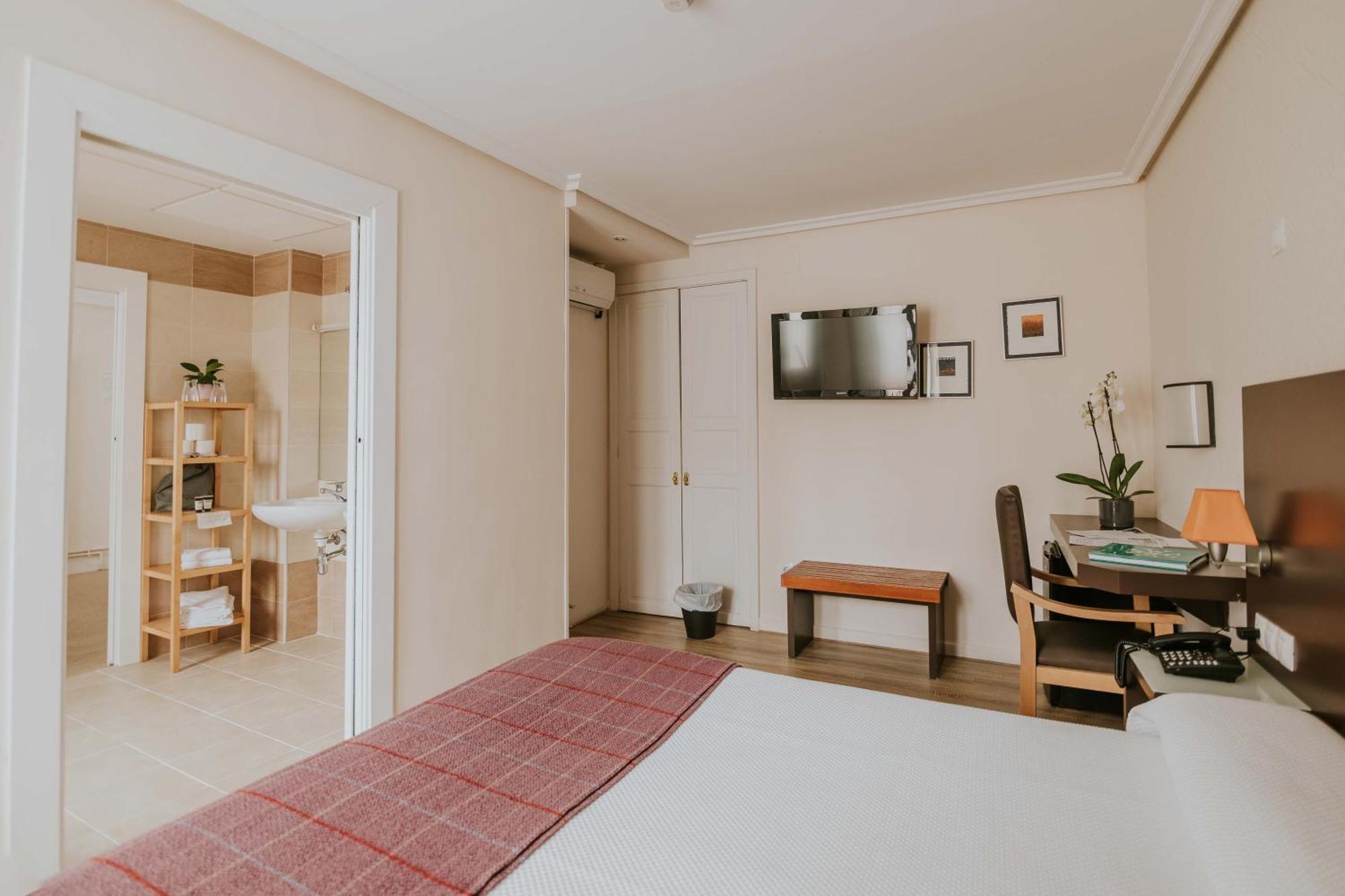 Hotel Arrope Haro Extérieur photo