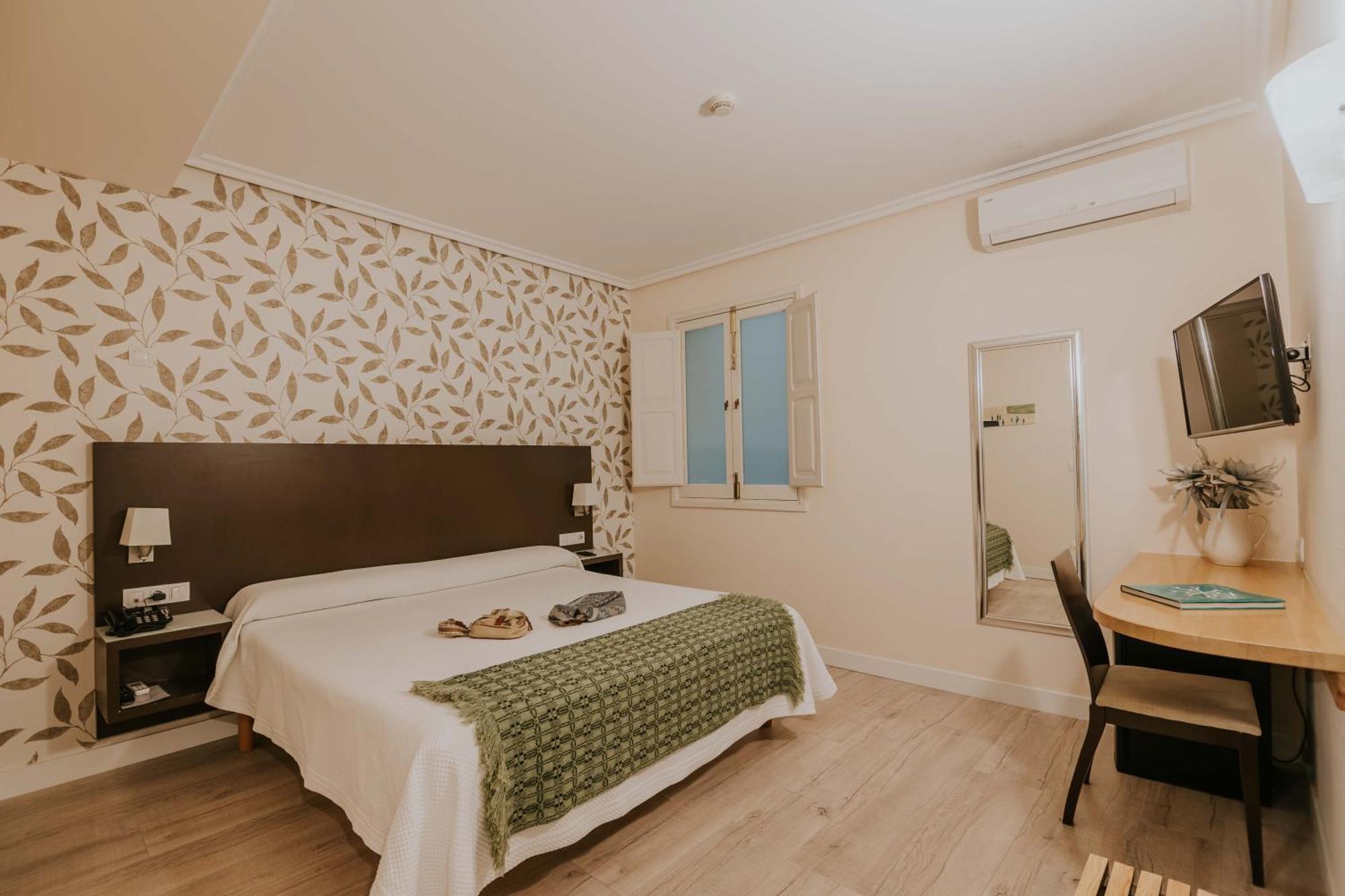Hotel Arrope Haro Extérieur photo